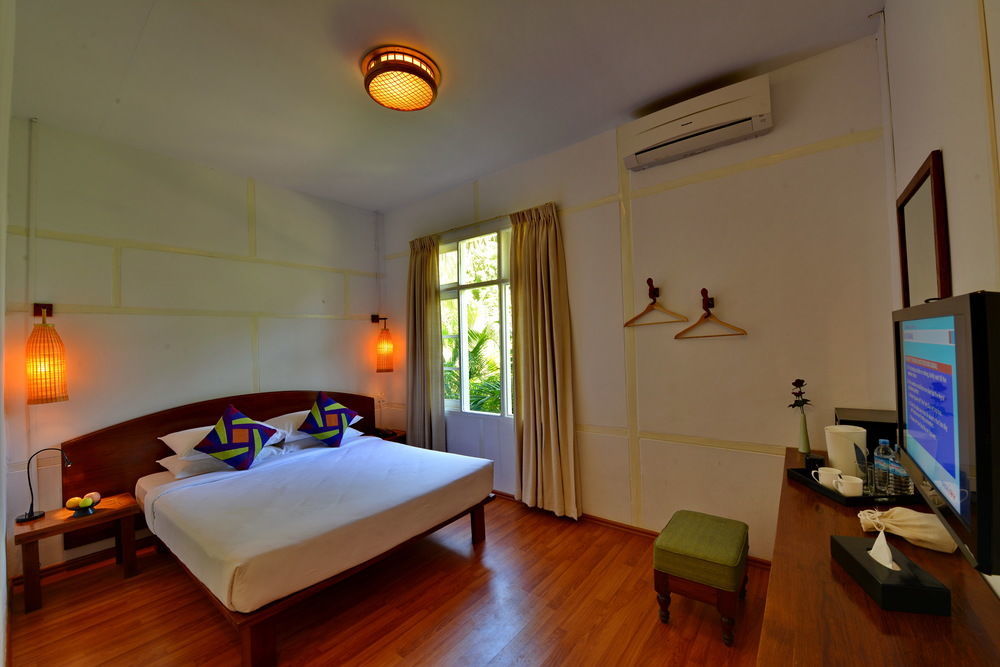 Oasis Hotel Nyaung-U Exterior foto